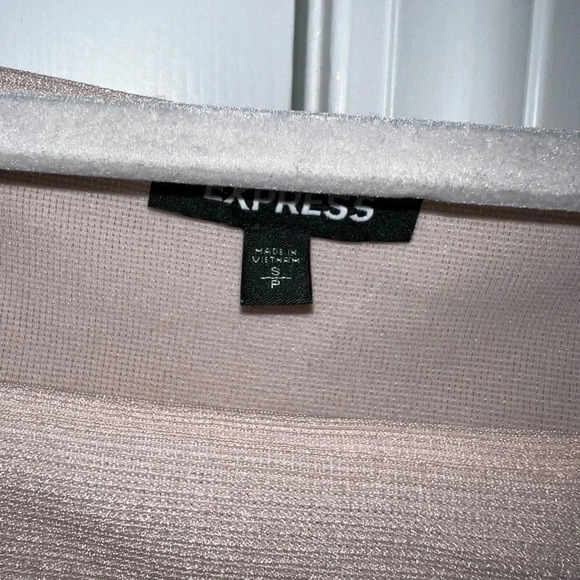 Light pink EXPRESS top - Picture 5 of 5